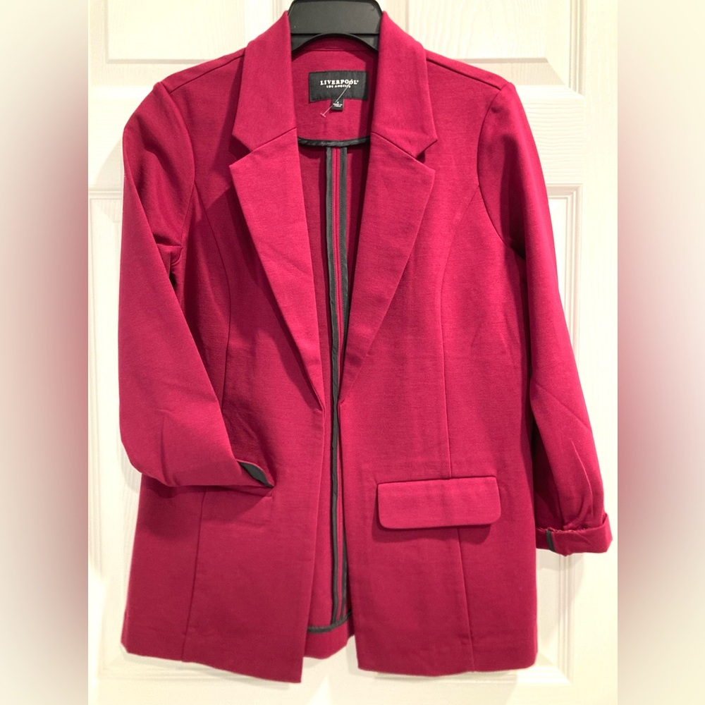 NWOT Liverpool Los Angeles Small Boyfriend Blazer In Garnet Berry Color